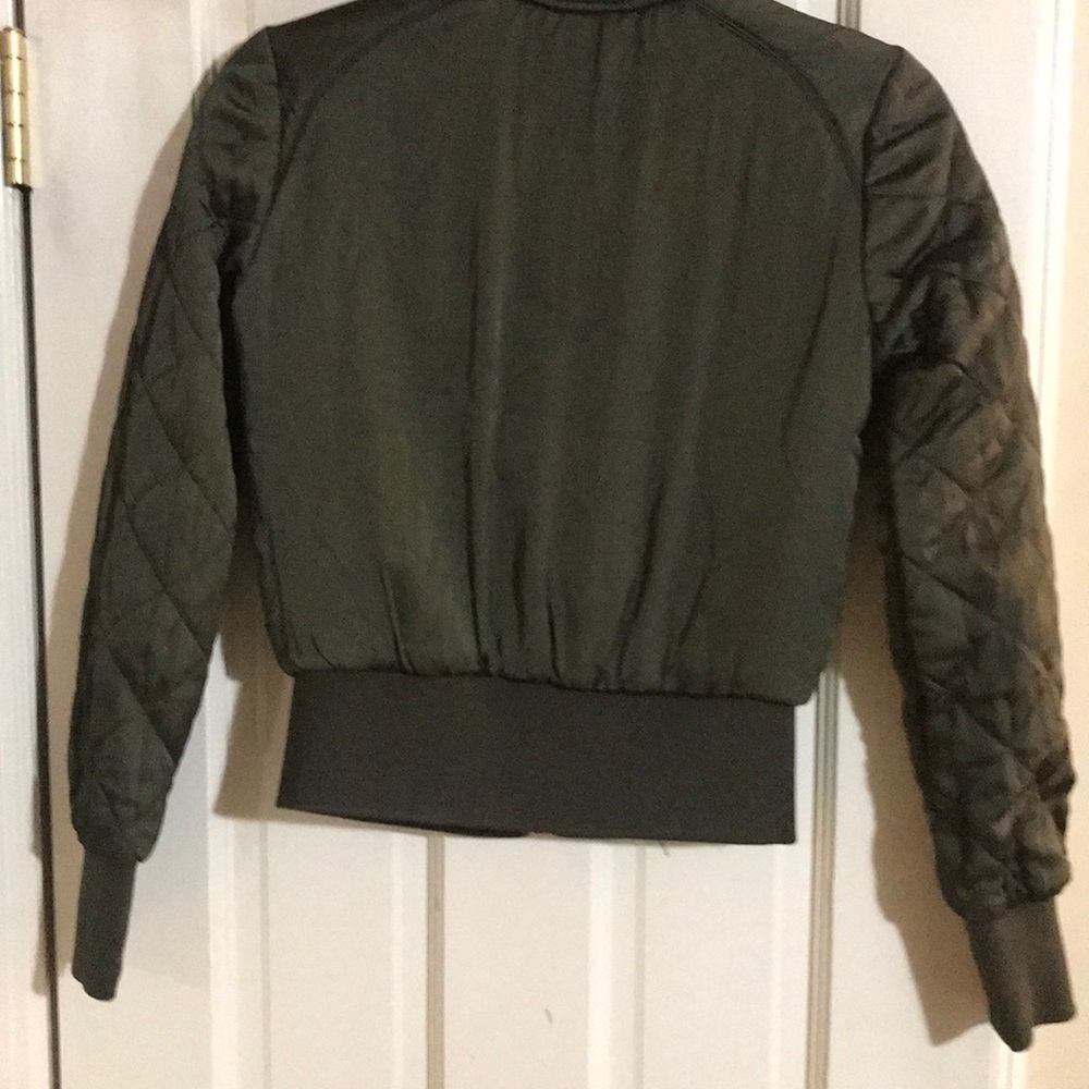 H&M Divided Jacket - Picture 3 of 5